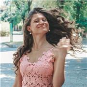 Chica italiana nativa que ya ha ensenado italiano con clases individuales